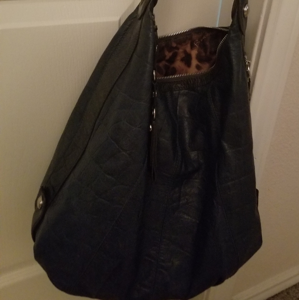 B. Makovsky hobo purse